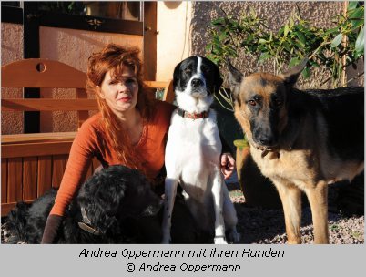 Andrea Oppermann mit ihren Hunden