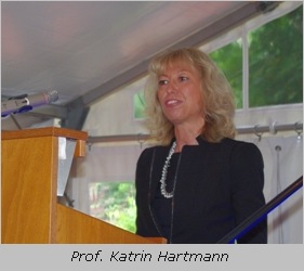 Prof. Hartmann bei ihrer Ansprache